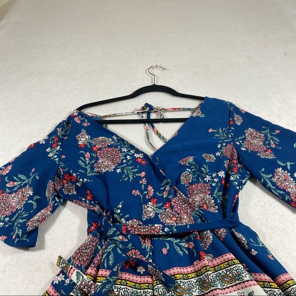 Trixxi Romper Shorts Floral V Neck Tie Belt Short sleeve Woman’s Medium Romper - Picture 6 of 9
